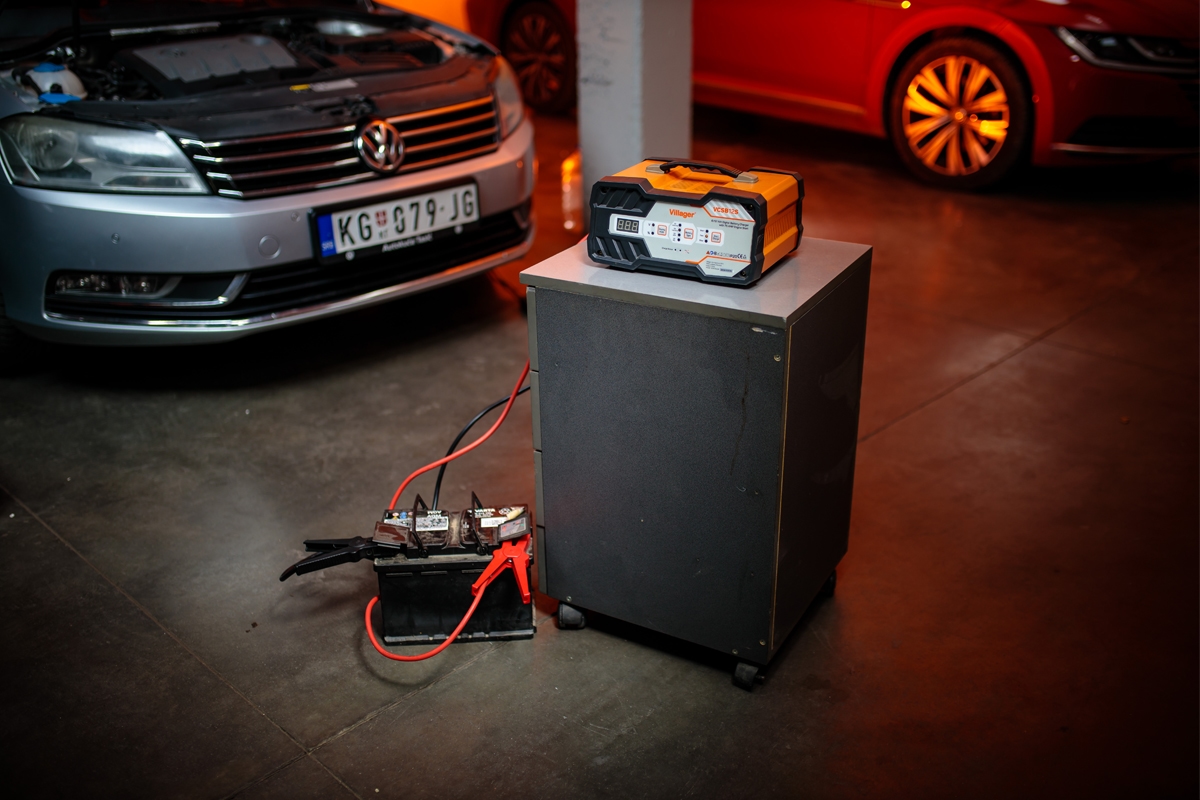 6864729ce98047d4e3bb2fc5