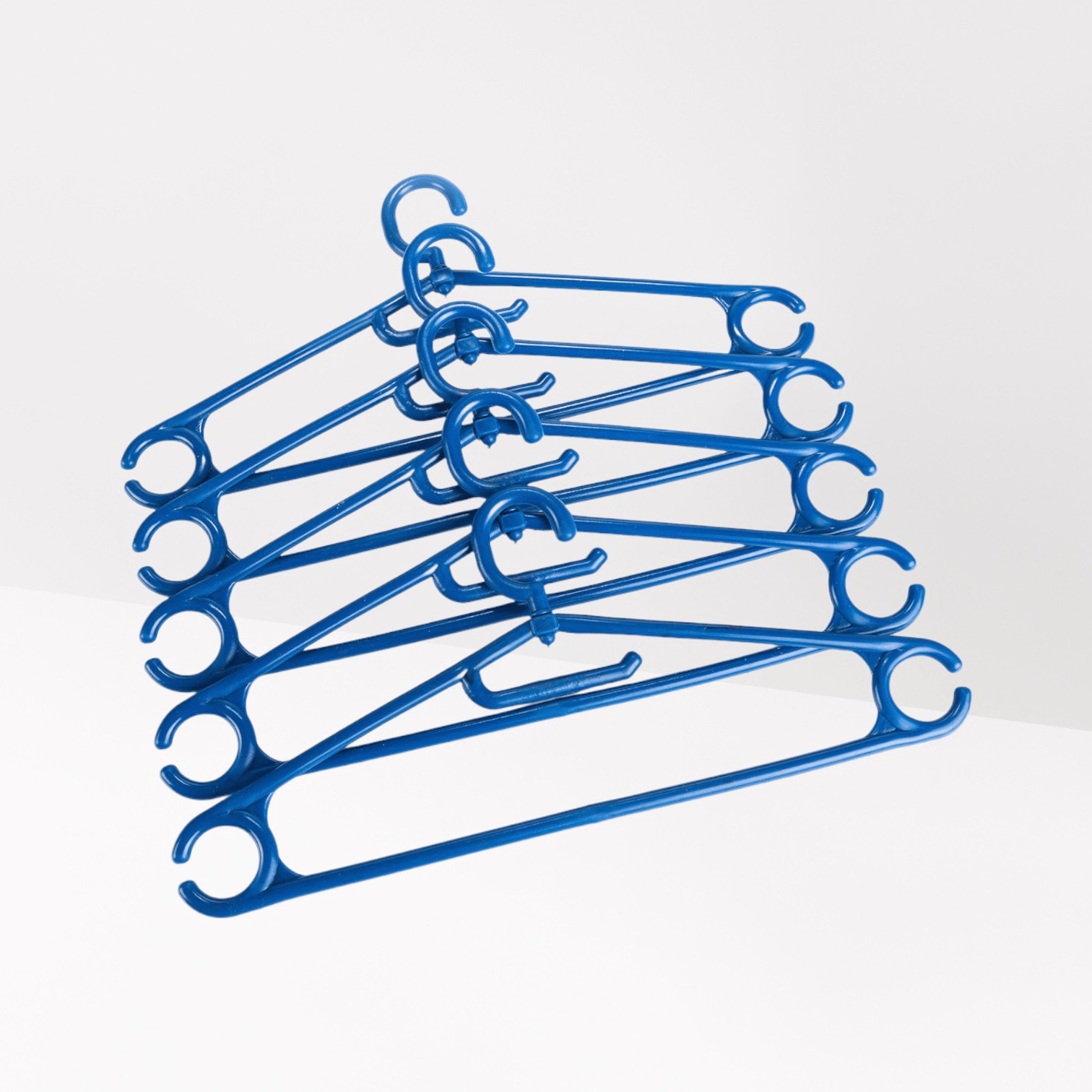 miSkone-plastika-ofinger-pvc-crni-5-1-27633_1920x1920