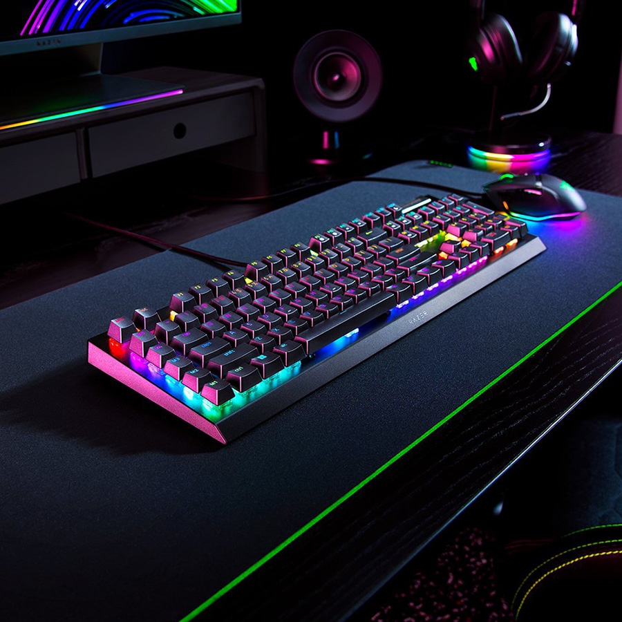 0123471_tastatura-razer-blackwidow-v4-x-mechanical-gaming-keyboard-green-switch-us-layout-frml-rz03-04700100